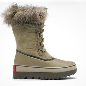 Sorel Tan Winter Boots with Faux Fur Trim